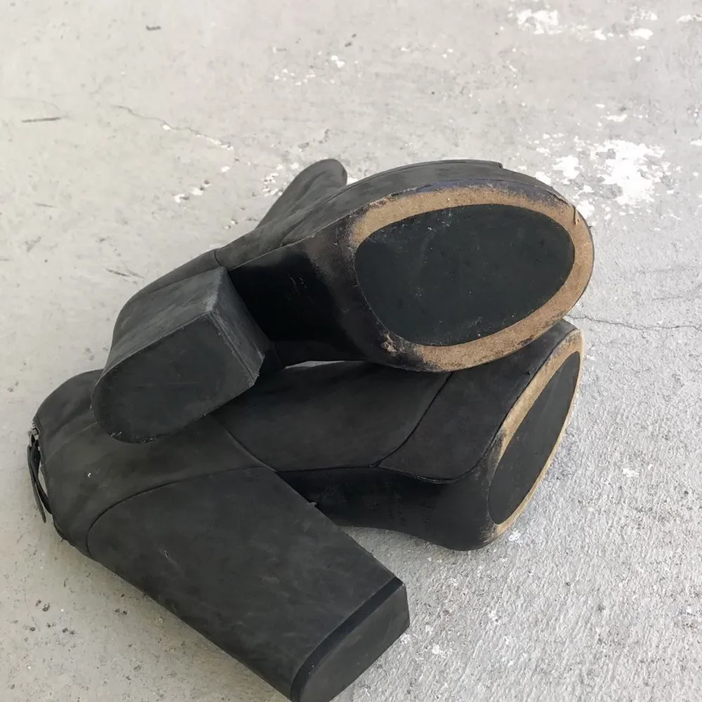Vic  Matie  platforms